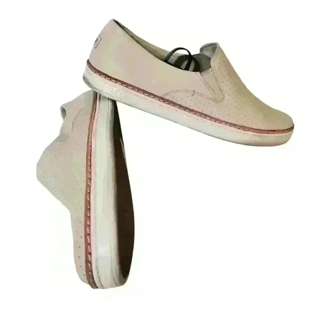 UGG Women's Slip On Shoe Size 10 - Picture 5 of 9